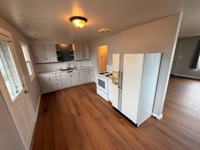 Photo - 3106 N Lidgerwood St Unit 3106