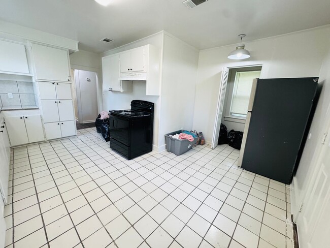 Photo - 2127 71st Ave