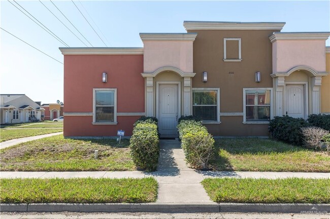 Photo - 3120 Regal Dr Townhome