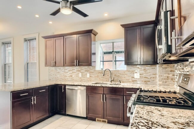 Photo - Bright, beautiful home in the Uptown area ...