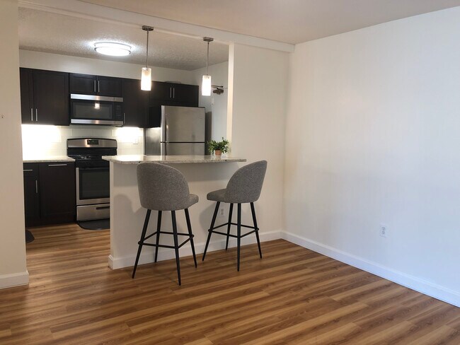 Photo - 1300 Army Navy Dr Unit 826