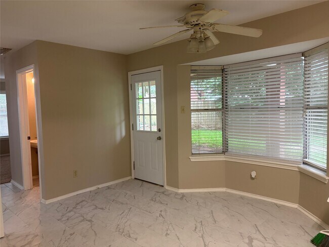 Photo - 16835 Goodfield Ct