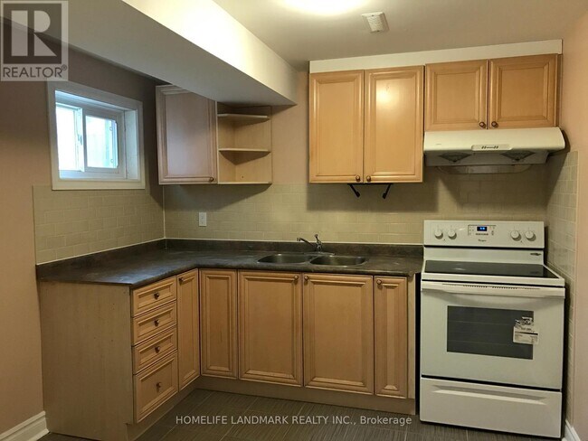 Photo - 2535 Symington Ct