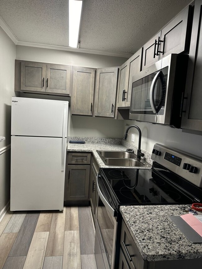 Photo - Evian Tower Condominium: 1BD/1BA and comes with assigned parking space. AVAILABLE NOW 2/1/24 Unit 204