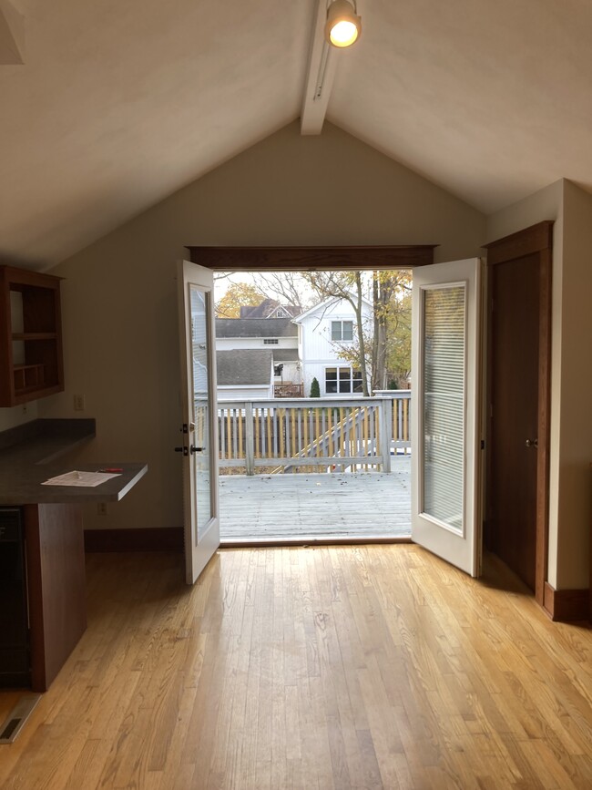 Entryway - 7315 University Ave House Unit 2