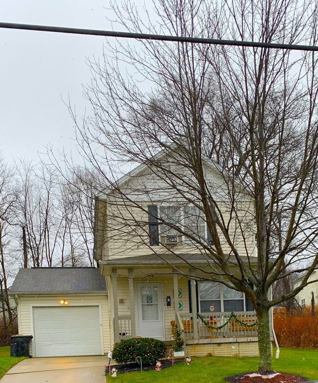 Building Photo - 138 Chambers St Rental
