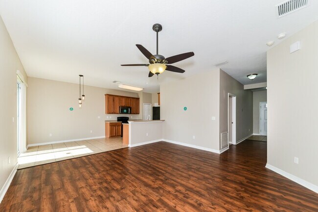 Photo - 901 Fern Leaf Dr