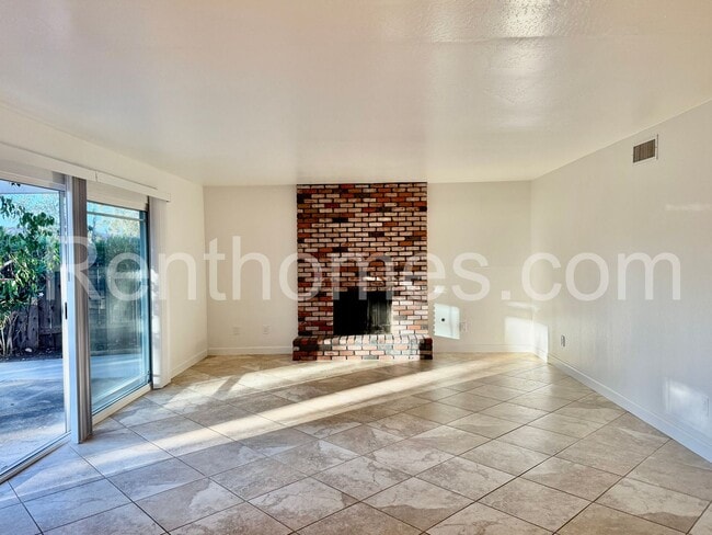 Photo - 11895 Handrich Dr
