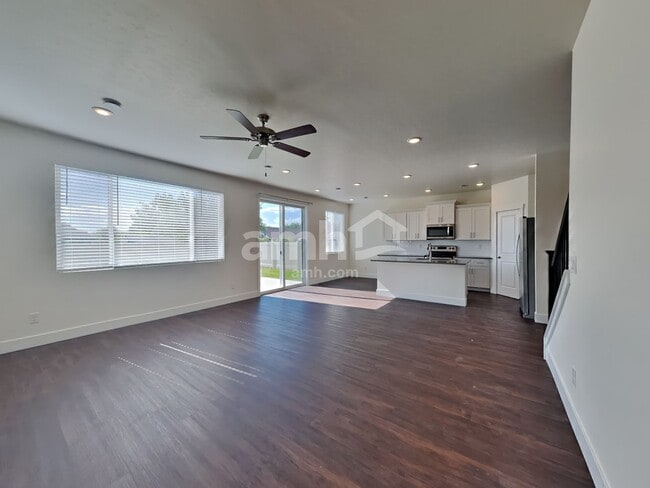 Photo - 11400 W Mesquite St
