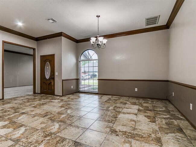 Photo - 1117 NW 198th St