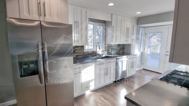 Photo - Beautiful 4 Bedroom Home in Sugarhouse