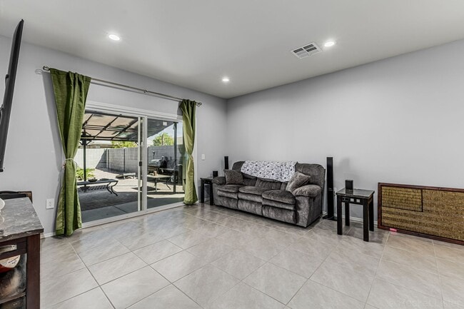 Photo - 5 Bedroom home in Maricopa