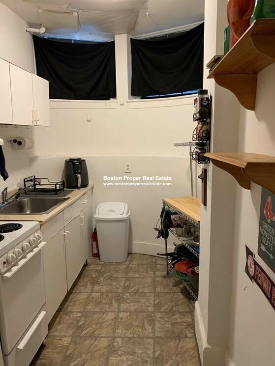 Photo - 583 Beacon St Unit B