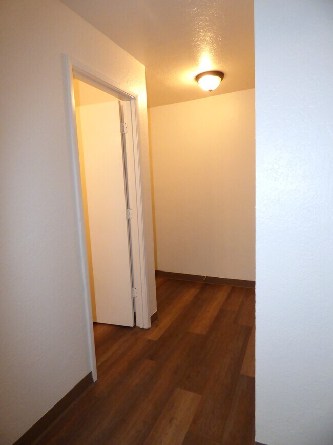 Photo - Springwood Terrace Apartments