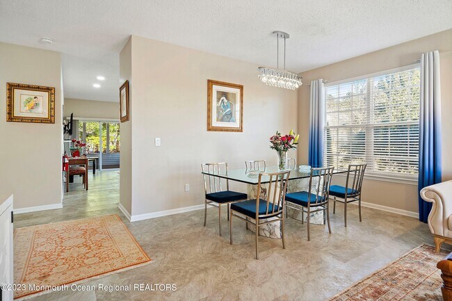 Photo - 19 Kirkby Ln