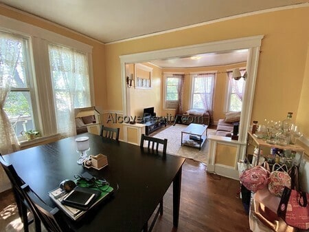 Building Photo - 223 Summer St Unit 3R Rental