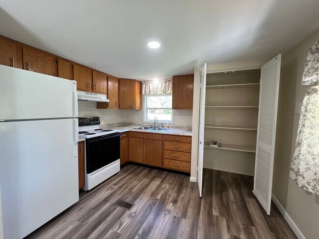 Photo - Nicely Remodeled 2 Bedroom, 1 Bathroom Manufactured home on 1 acre