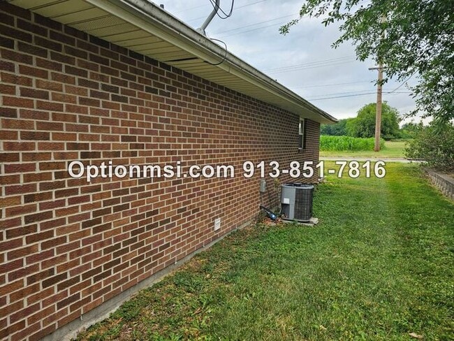 Photo - Main level living!