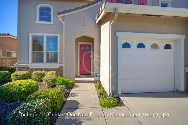 Photo - Fantastic - one of a kind 5 bdrm 4 bth home with pool