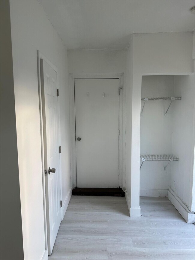 Photo - 6740 NW 6th Ct