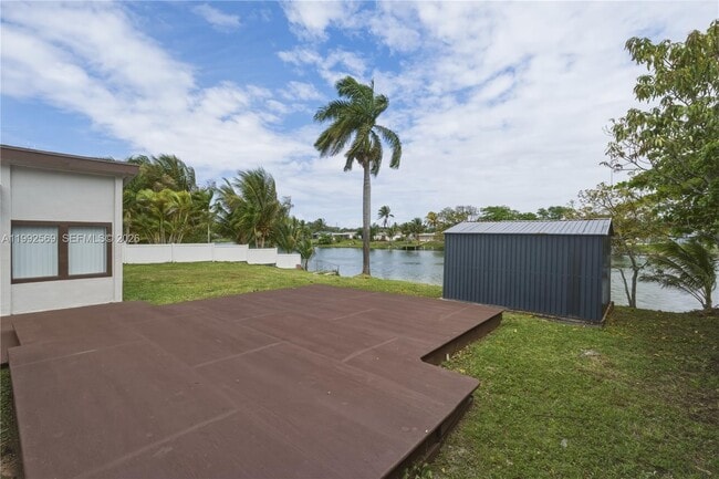 Photo - 3825 SW 33rd St