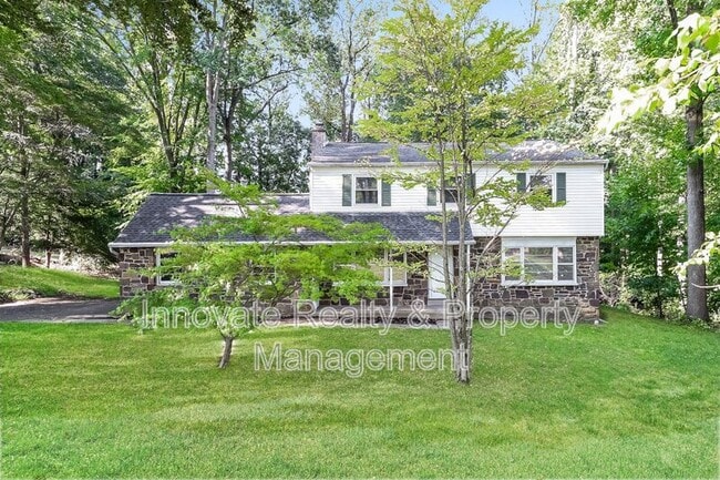 Building Photo - 1613 Kenmare Dr Rental