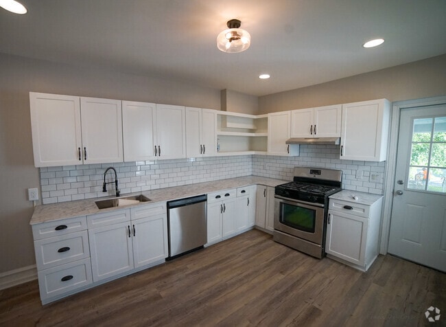 Building Photo - 2130 Glendale Ave Rental