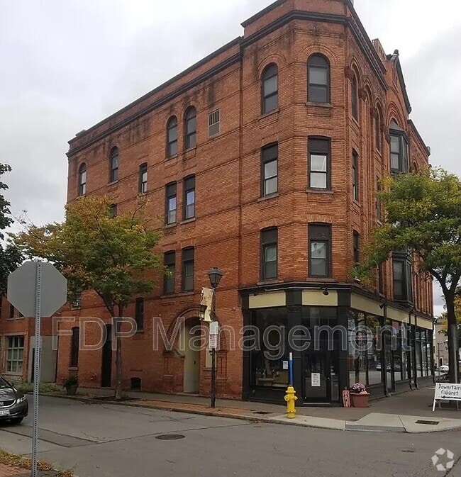 Building Photo - 480-488 East Main Street - Apt 415
