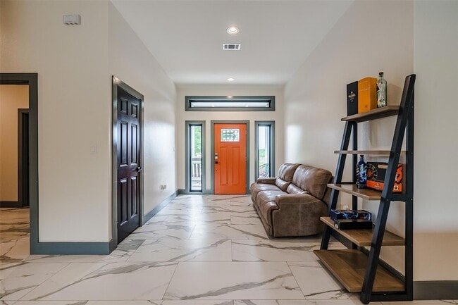 Photo - 177 Maldonado Trail