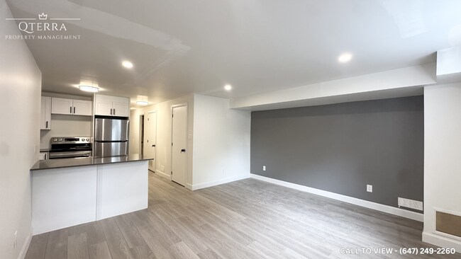 Photo - 42 Wenlock Cres