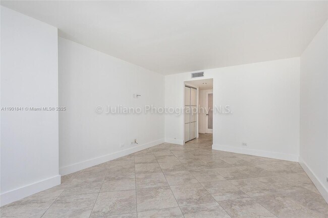 Photo - 6039 Collins Ave Unit 1415