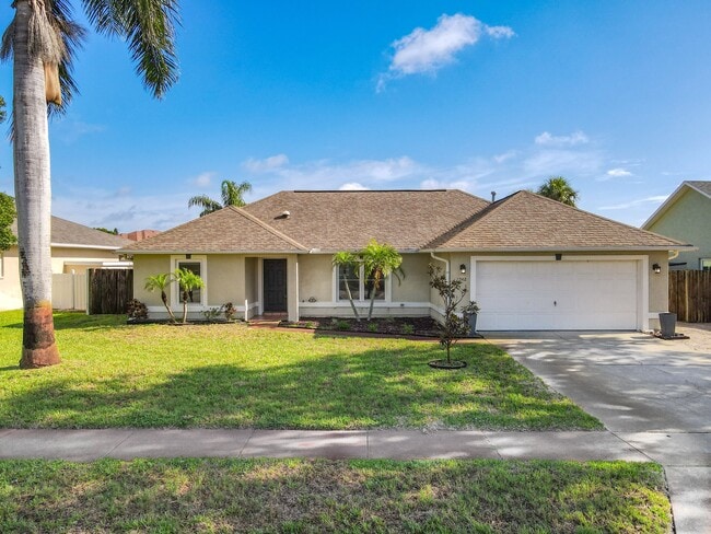 Building Photo - 1342 Richwood Cir