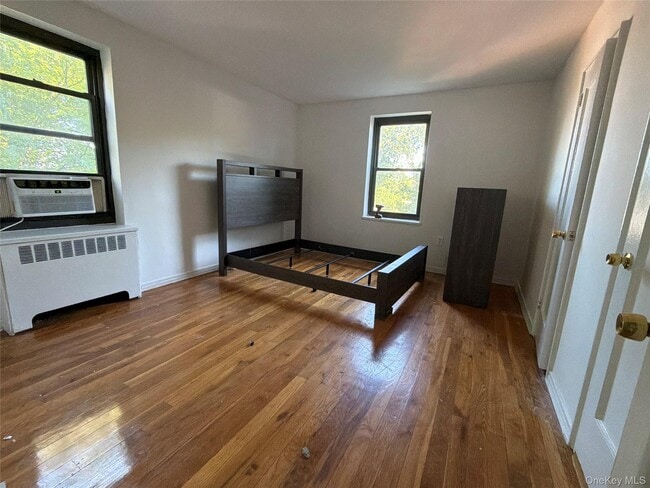 Photo - 21 Schenck Ave Unit 2AC