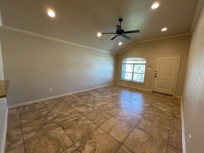 Photo - 5800 Luminous Ln