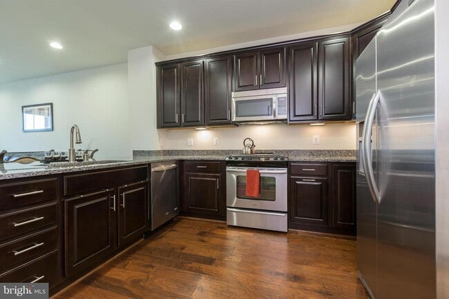 Photo - 621 McKenzie Ave