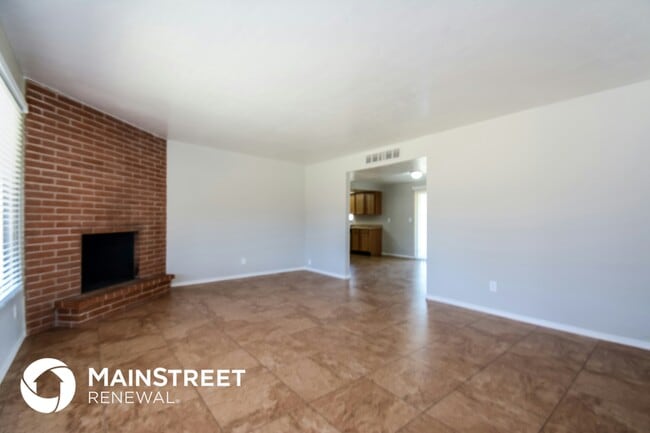 Photo - 7627 E 42nd St