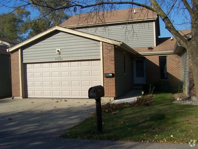 Building Photo - 39924 N Golf Ln Rental