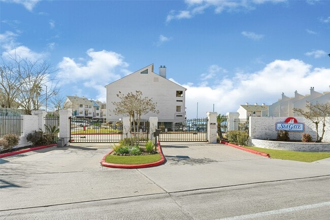 Photo - 3663 E NASA Pkwy Unit 407