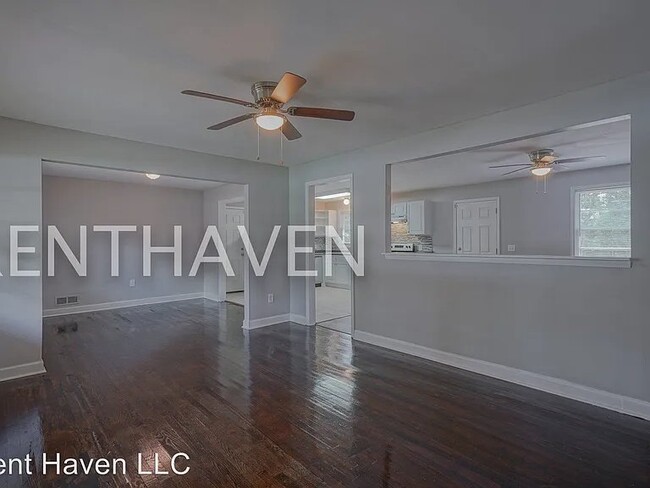 Photo - 1114 Leesburg Rd