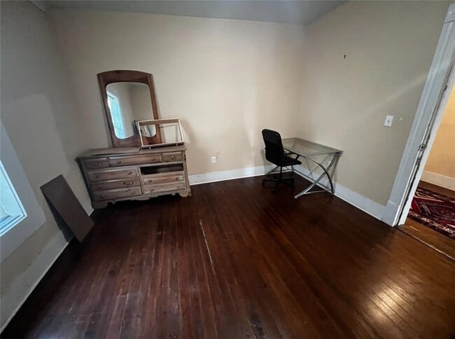 Photo - 1059 Hampton St NW