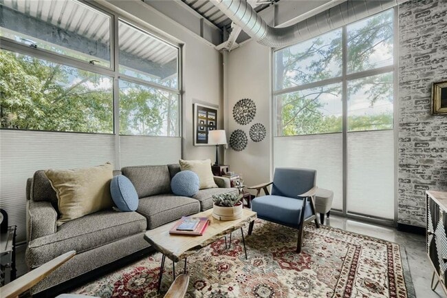Photo - 5200 Peachtree Rd Unit 3208