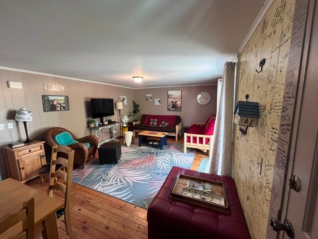 Photo - 78 Long Island Rd