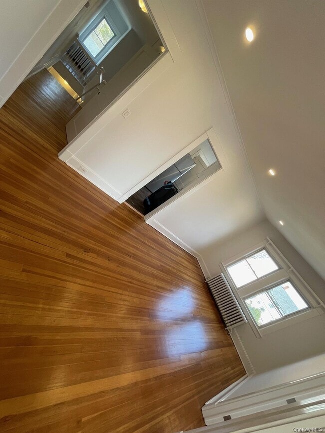 Photo - 510 Montauk Hwy Unidad Upper East Apartment