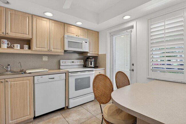 Photo - 3150 NE 48th Ct Unit 104