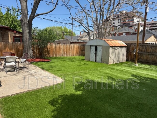 Photo - 1046 Harrison St