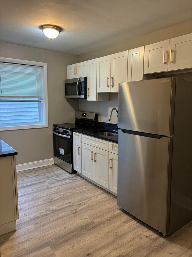 Photo - 4919 A St SE Unidad 202