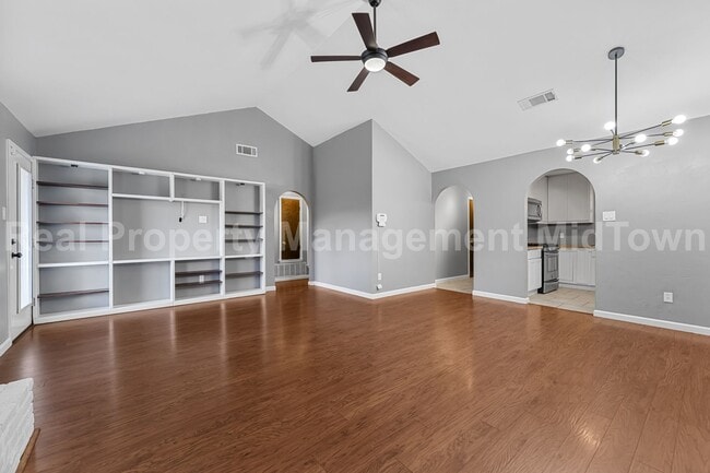 Photo - 2907 Ashbury Dr