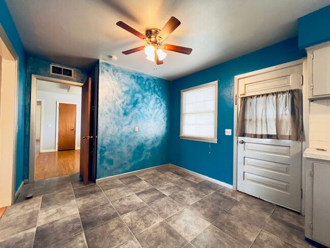 Photo - Great 3/2/1 Located Near Texas Tech University