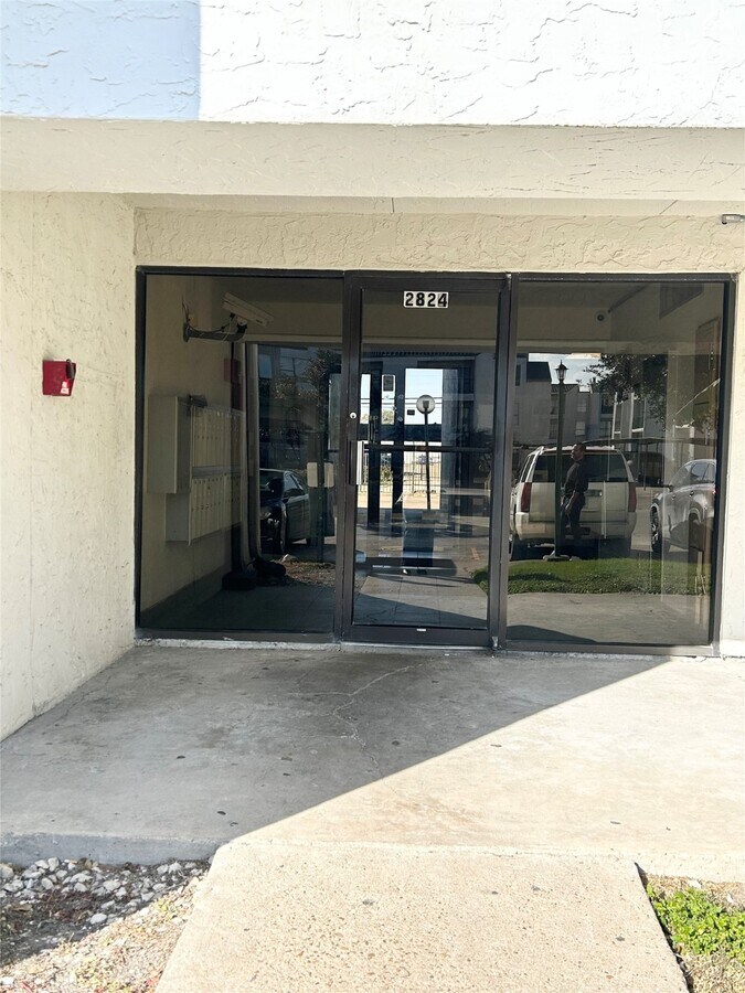 Photo - 2824 S Bartell Dr Unit 26