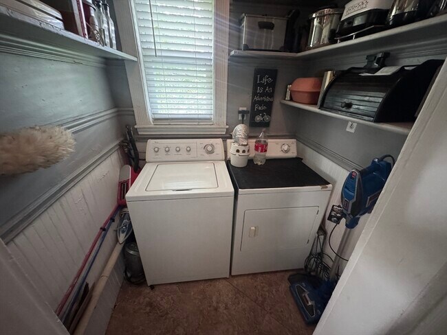 Photo - 40 Arbutus St Unit 3